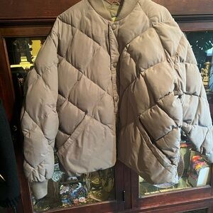 Cabela’s Northern premium goose down quilted jacket